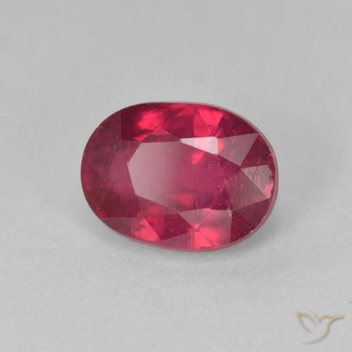 Rubi Medium Dark-Red Natural 2.00ct, oval, VS