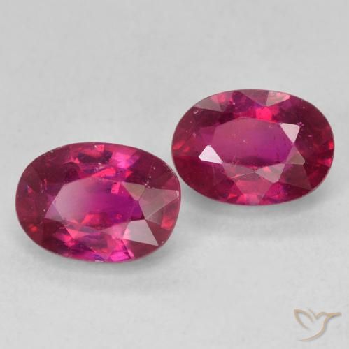 Pedras preciosas de Rubi Vermelho roxo natural de 2.62 ct, oval, VS