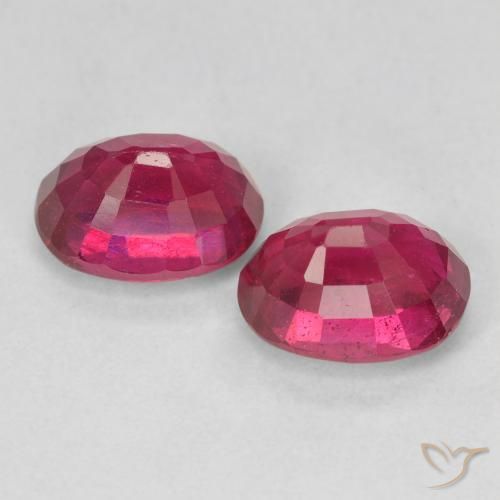 Pedras preciosas de Rubi Rosa Avermelhado Profundo natural de 4.17 ct, oval, VS