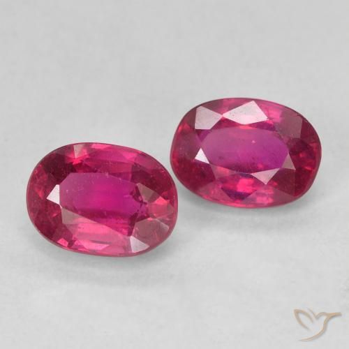 Pedras preciosas de Rubi Luz vermelha natural de 2.32 ct, oval, VS