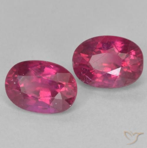 Pedras preciosas de Rubi Luz vermelha natural de 2.48 ct, oval, VS