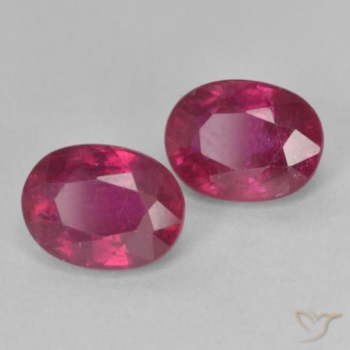 Pedras preciosas de Rubi Medium Dark-Red natural de 3.84 ct, oval, VS