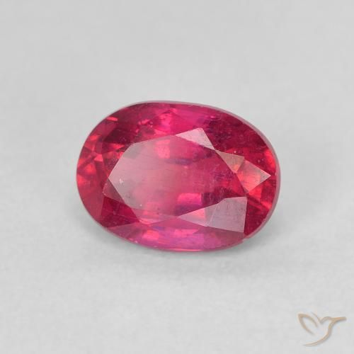 Rubi Luz vermelha Natural 1.35ct, oval, VS