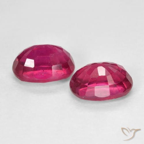 Pedras preciosas de Rubi Rosa Avermelhado Profundo natural de 2.75 ct, oval, VS