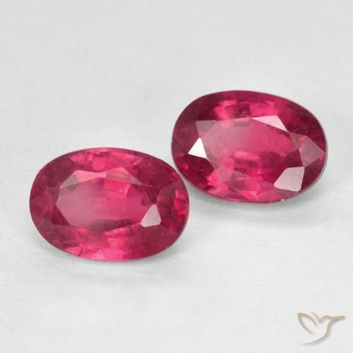 Pedras preciosas de Rubi Rosa Avermelhado Profundo natural de 2.44 ct, oval, VS