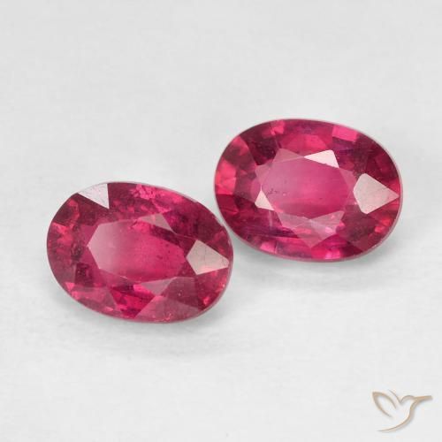 Pedras preciosas de Rubi Rosa Avermelhado Profundo natural de 2.37 ct, oval, VS