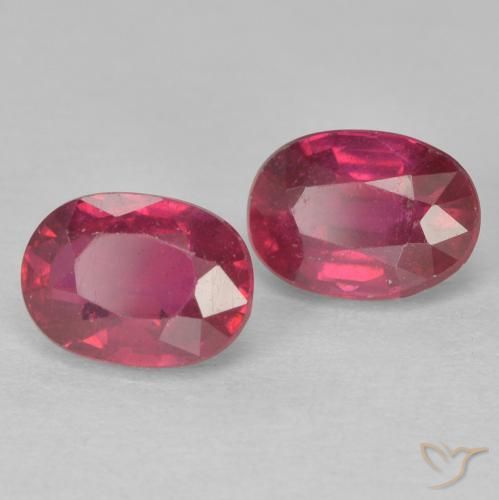 Pedras preciosas de Rubi Luz vermelha natural de 2.68 ct, oval, VS