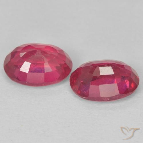 Pedras preciosas de Rubi Luz vermelha natural de 2.12 ct, oval, VS
