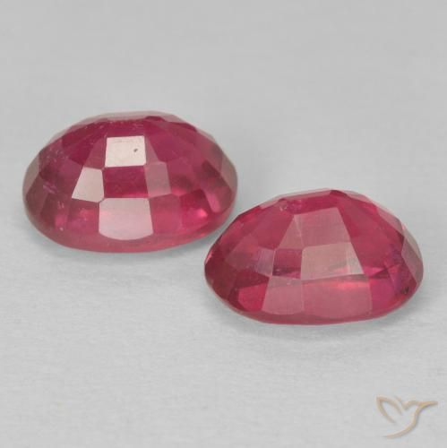Pedras preciosas de Rubi Luz vermelha natural de 2.64 ct, oval, VS
