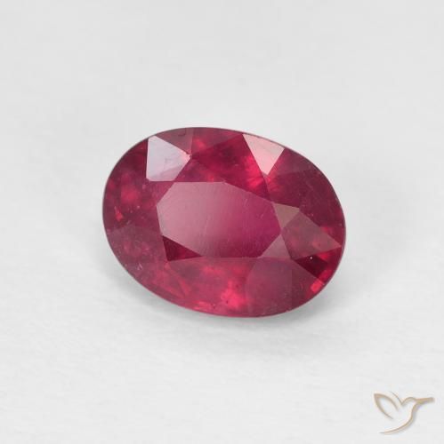 Rubi Medium Dark-Red Natural 1.85ct, oval, VS