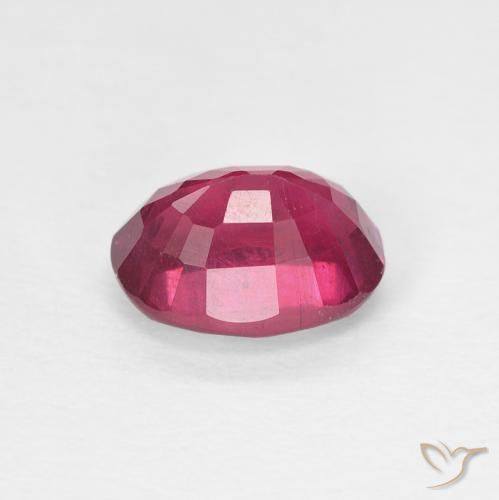 Rubi Medium Dark-Red Natural 1.89ct, oval, VS