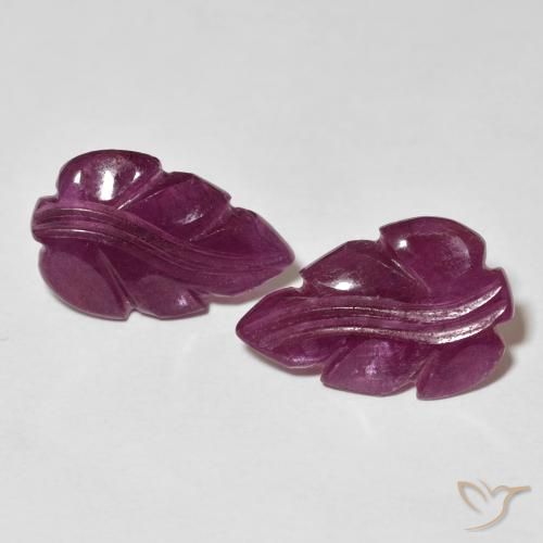 6.13ctw Natural Medium Dark-Purple Rubi, Chique, Opaco