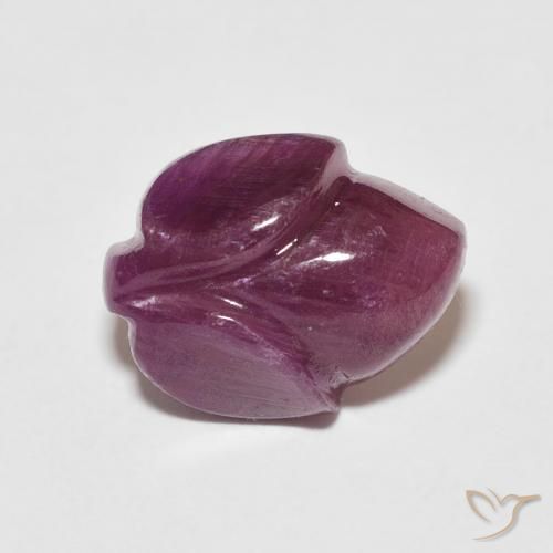 Rubi Vermelho escuro Natural 4.90ct, Flor cortada, Opaco
