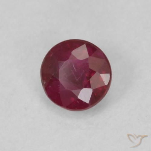 Rubi Vermelho escuro Natural 0.32ct, Redondo, VS