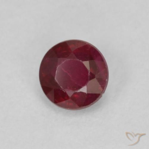 Rubi Vermelho escuro Natural 0.30ct, Redondo, VS