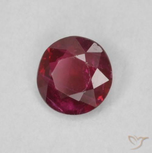 Rubi Vermelho escuro Natural 0.25ct, Corte Redondo, SI