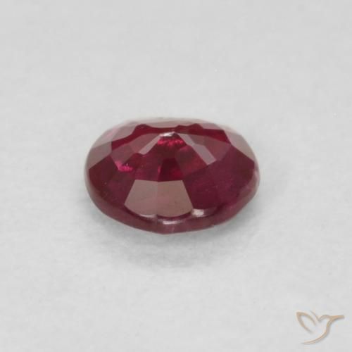 Rubi Vermelho escuro Natural 0.25ct, Corte Redondo, SI