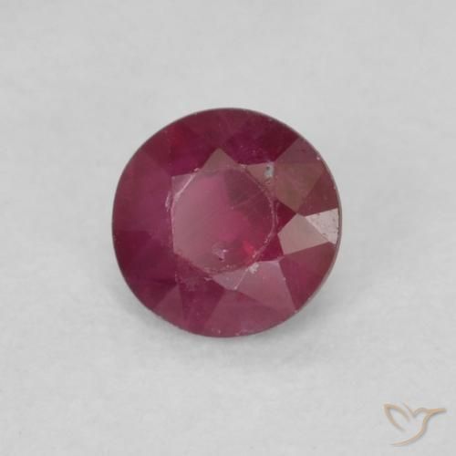 Rubi Vermelho escuro Natural 0.28ct, Redondo, SI