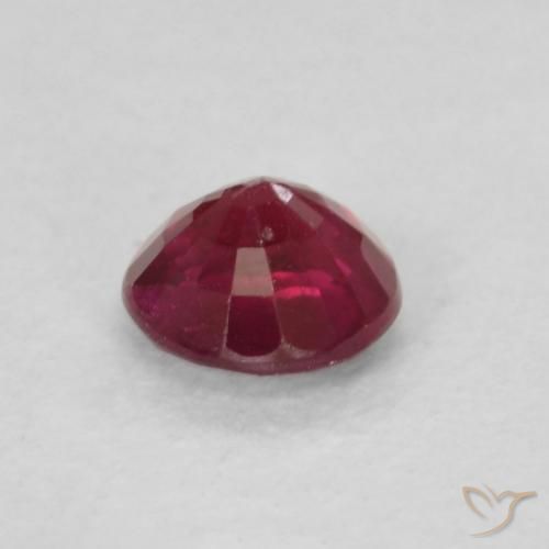 Rubi Vermelho escuro Natural 0.28ct, Redondo, SI