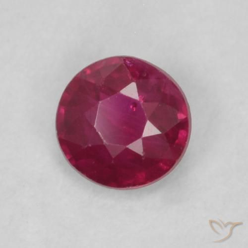 Rubi Vermelho escuro Natural 0.20ct, Redondo, VS