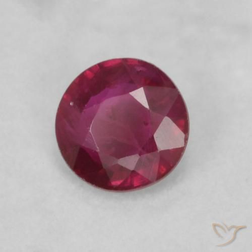 Rubi Vermelho escuro Natural 0.20ct, Redondo, VS