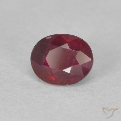 Rubi Vinho vermelho Natural 0.53ct, oval, VS