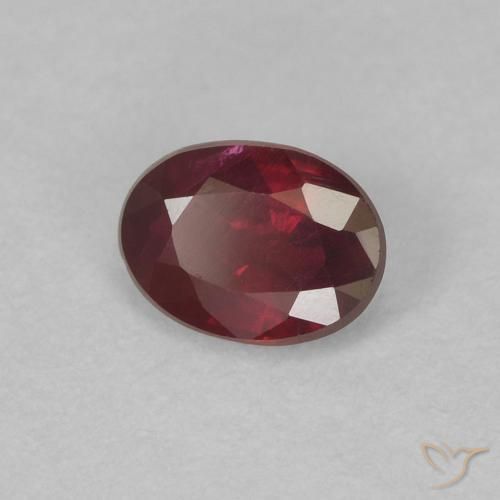 Rubi Vermelho escuro Natural 0.39ct, oval, VS