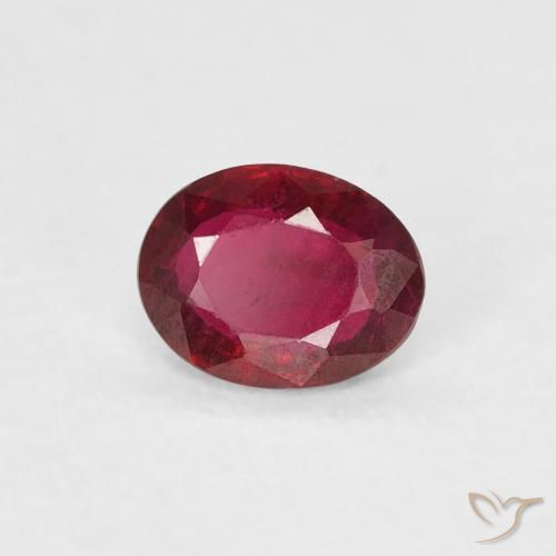 Rubi Vermelho escuro Natural 0.38ct, oval, VVS-VS