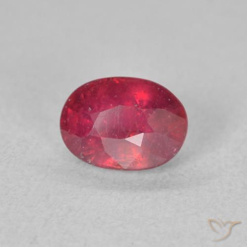 Rubi Medium Dark-Red Natural 1.54ct, oval, VS