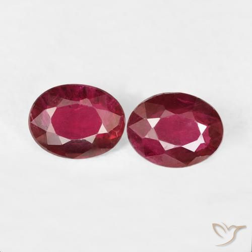 0.59ctw Natural Vermelho escuro Rubi, oval, VS