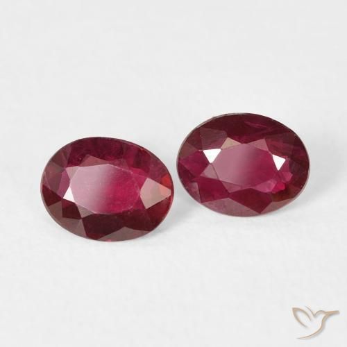 Pedras preciosas de Rubi Vermelho escuro natural de 0.59 ct, oval, VS
