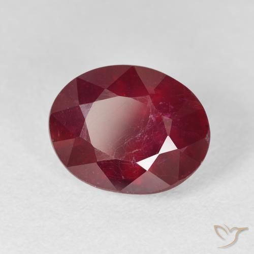 Rubi Vermelho escuro Natural 5.72ct, oval, VS