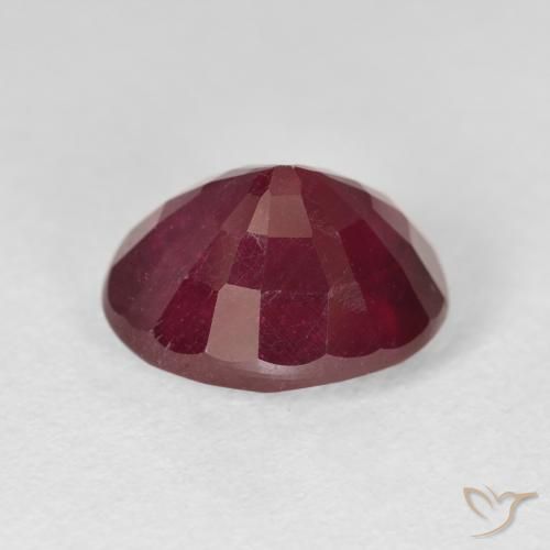 Rubi Vermelho escuro Natural 5.72ct, oval, VS