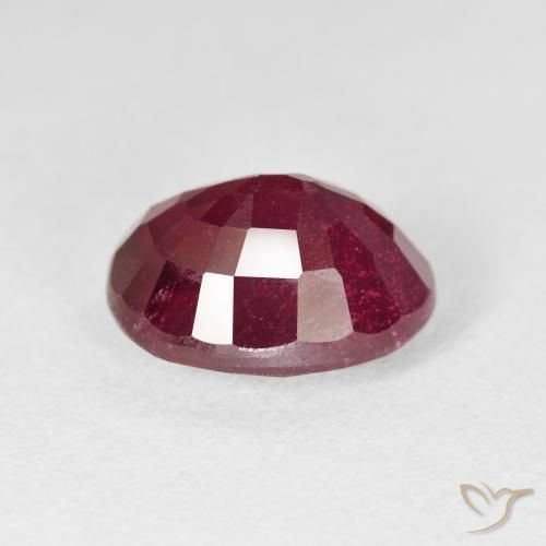 Rubi vermelho médio Natural 5.88ct, oval, VS