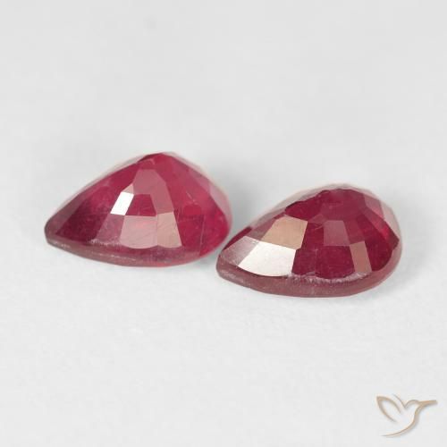 Pedras preciosas de Rubi vermelho médio natural de 3.53 ct, Formato de pêra, VS-SI
