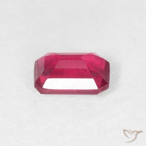 Rubi Luz vermelha Natural 0.70ct, Corte Octógono / Esmeralda, VS