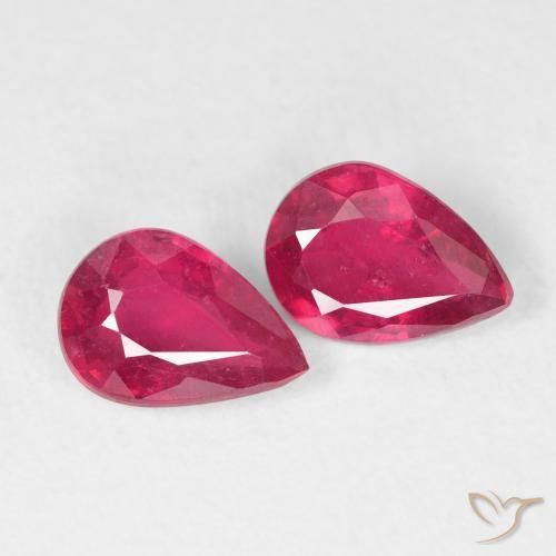 Pedras preciosas de Rubi vermelho médio natural de 1.59 ct, Formato de pêra, VS