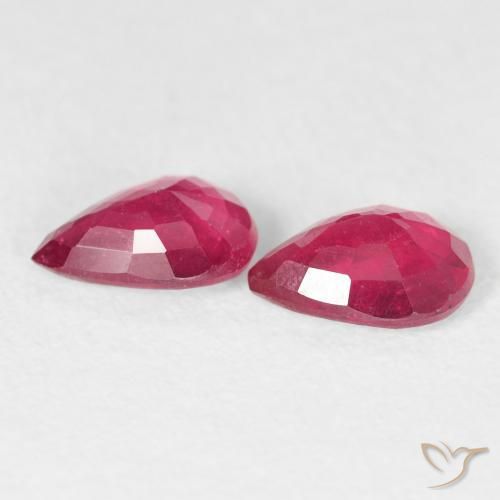 Pedras preciosas de Rubi vermelho médio natural de 1.59 ct, Formato de pêra, VS
