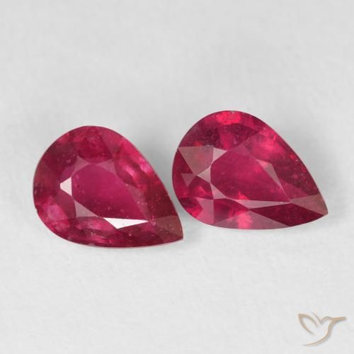 Pedras preciosas de Rubi Carmesim Profundo natural de 2.56 ct, Formato de pêra, VS