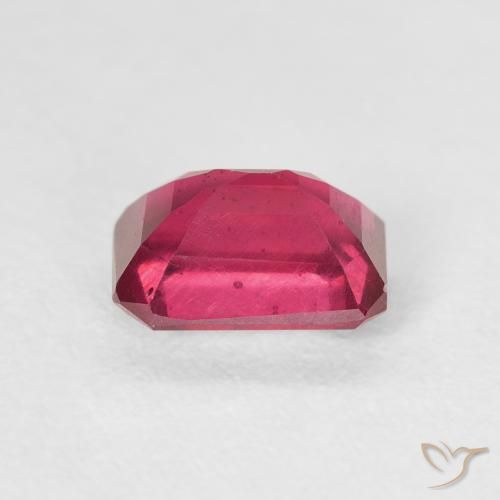 Rubi Vermelho escuro Natural 1.49ct, Corte Octógono / Esmeralda, VS