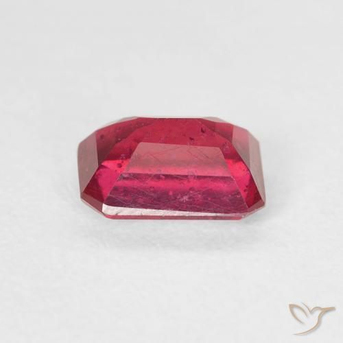 Rubi Medium Dark-Red Natural 1.32ct, Corte Octógono / Esmeralda, VS