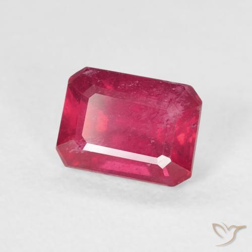 Rubi Medium Dark-Red Natural 1.59ct, Corte Octógono / Esmeralda, VS