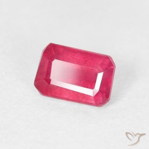 Rubi vermelho médio Natural 0.87ct, Corte Octógono / Esmeralda, VS
