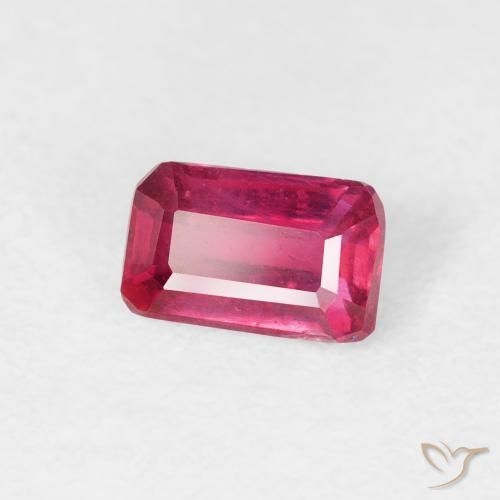 Rubi Luz vermelha Natural 0.74ct, Corte Octógono / Esmeralda, VS