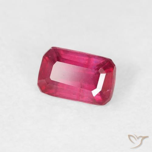 Rubi Luz vermelha Natural 0.67ct, Corte Octógono / Esmeralda, VS
