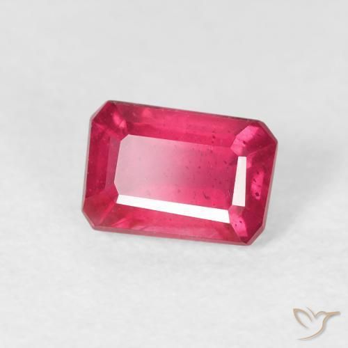 Rubi vermelho médio Natural 1.04ct, Corte Octógono / Esmeralda, VS