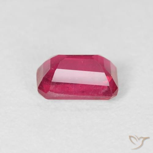 Rubi vermelho médio Natural 0.83ct, Corte Octógono / Esmeralda, VS