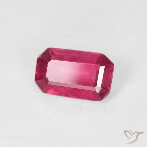Rubi vermelho médio Natural 0.61ct, Corte Octógono / Esmeralda, VS