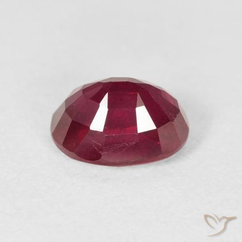 Rubi Vermelho escuro Natural 2.17ct, oval, VS