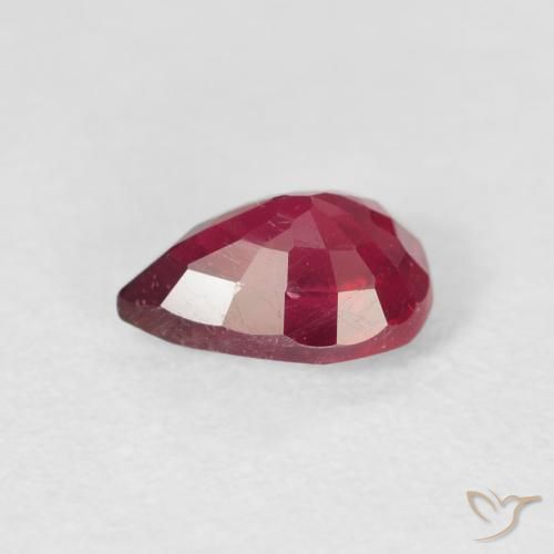 Rubi vermelho médio Natural 1.50ct, Formato de pêra, VS-SI